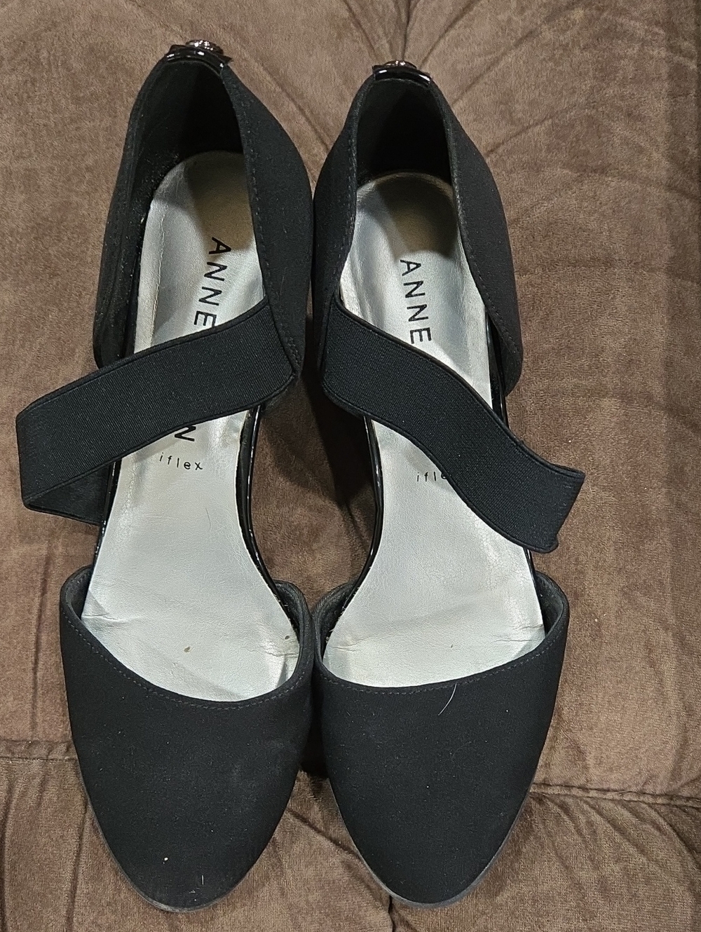 Anne Klein Black Pointed-Toe Heels with Elastic Cross Strap
